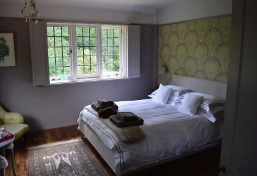 Fairstowe Bed And Breakfast
