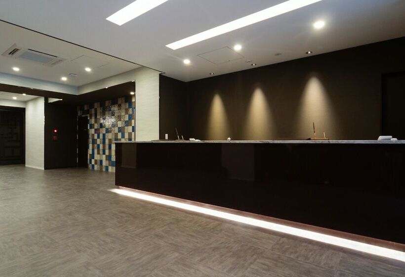 בית מלון כפרי Doutonbori Crystal