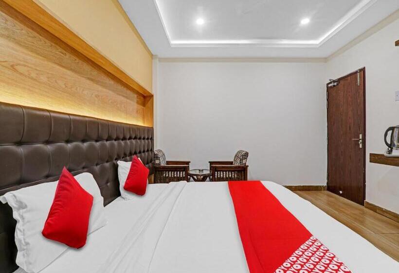 Hotel Fab Prakash Inn