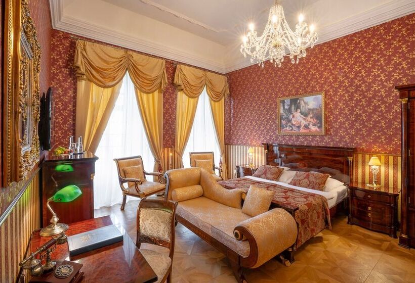 فندق Galicia Nueva, Castle