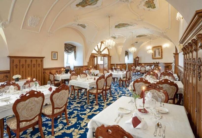 فندق Galicia Nueva, Castle