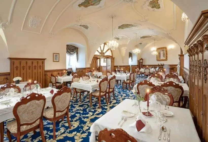 هتل Galicia Nueva, Castle