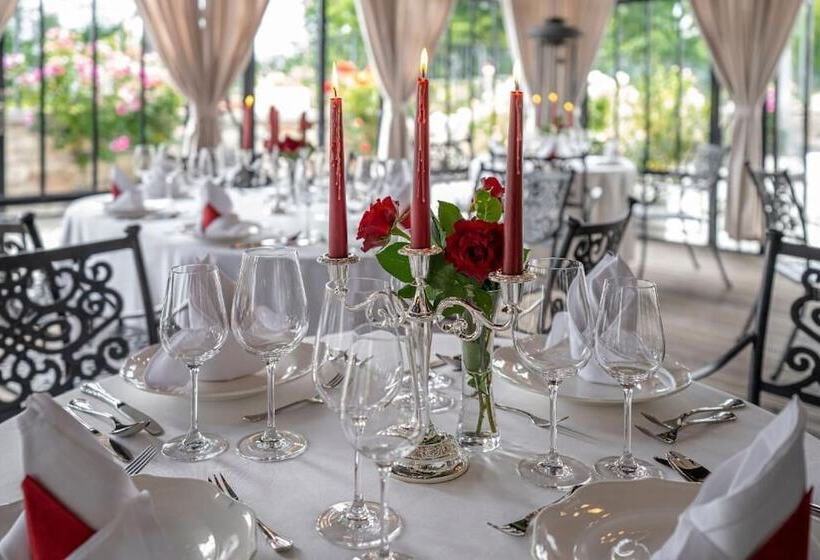 فندق Galicia Nueva, Castle