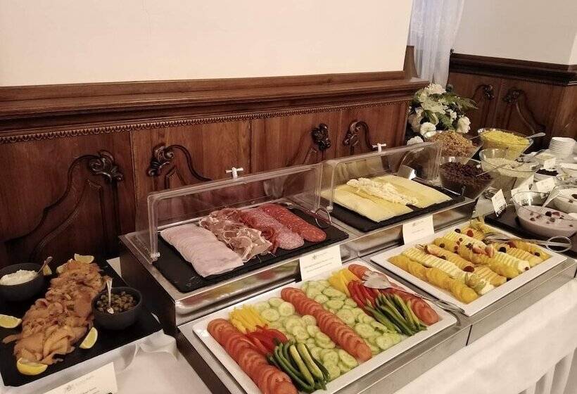 فندق Galicia Nueva, Castle