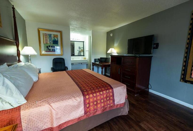 فندق American Inn & Suites Russellville