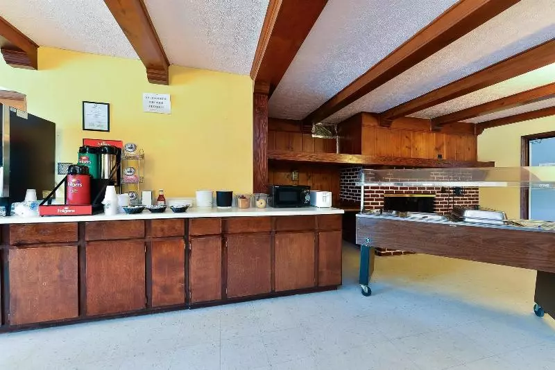 酒店 Americas Best Value Inn Suites South Boston