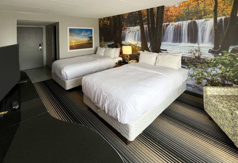 בית מלון כפרי Clarion Pointe Near Erie Casino