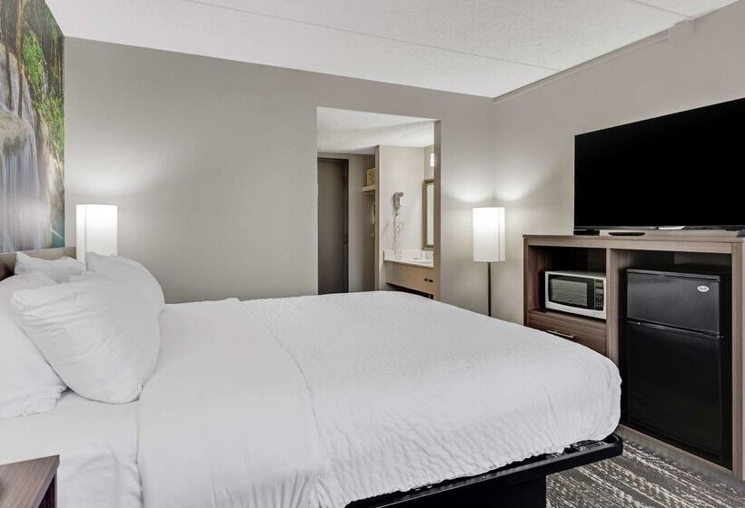 בית מלון כפרי Clarion Pointe Near Erie Casino