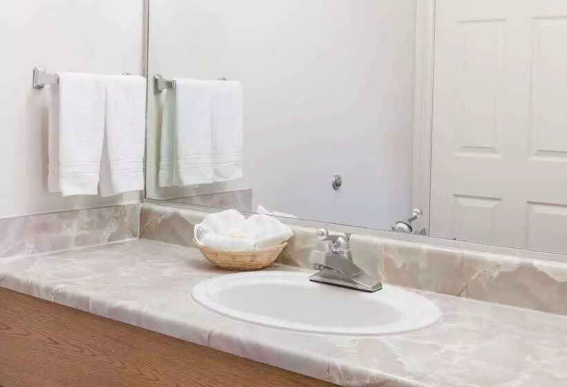 酒店 Days Inn By Wyndham Castaic Six Flags Magic Mountain