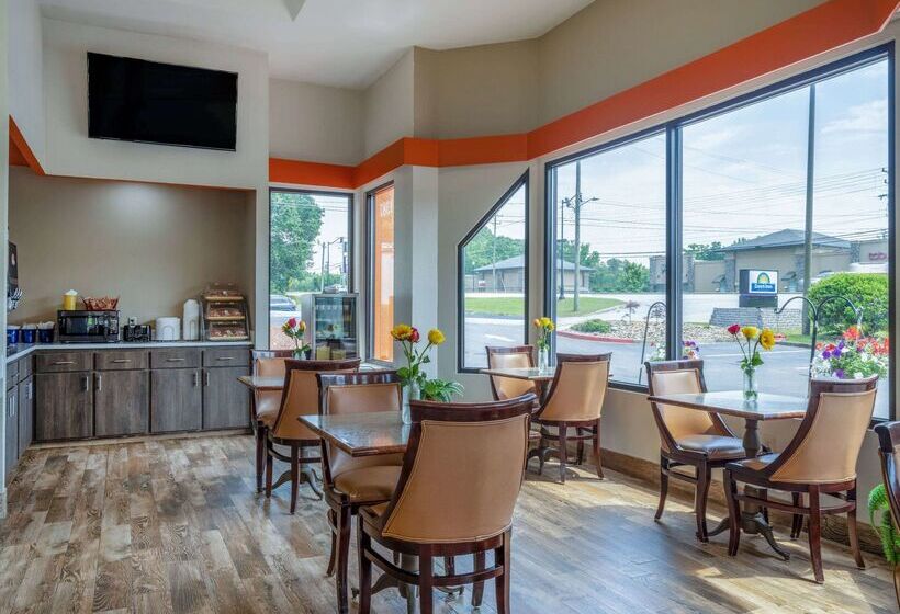 فندق Days Inn By Wyndham Clemson