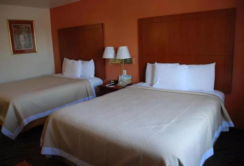 فندق Days Inn By Wyndham Dyersburg