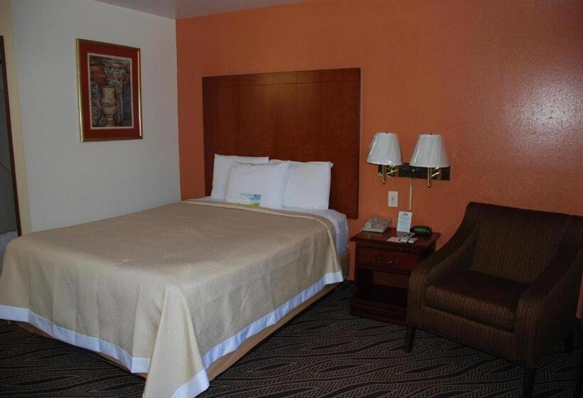 호텔 Days Inn By Wyndham Dyersburg