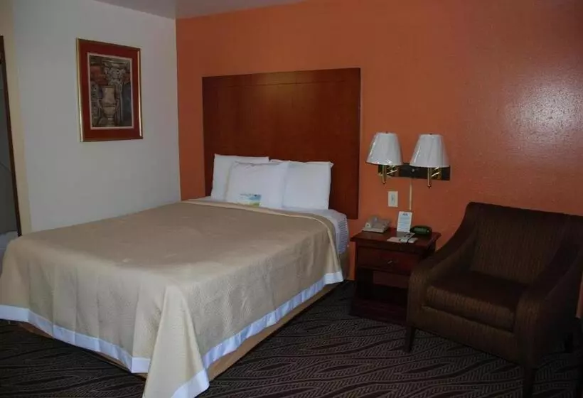 فندق Days Inn By Wyndham Dyersburg