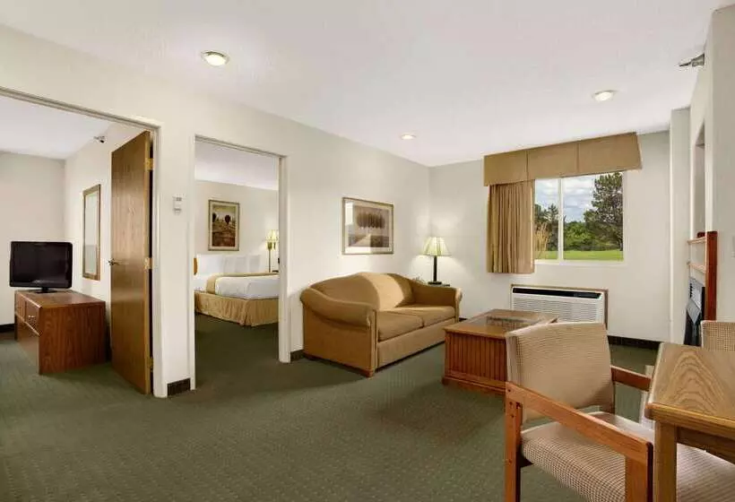 호텔 Days Inn By Wyndham Rapid City