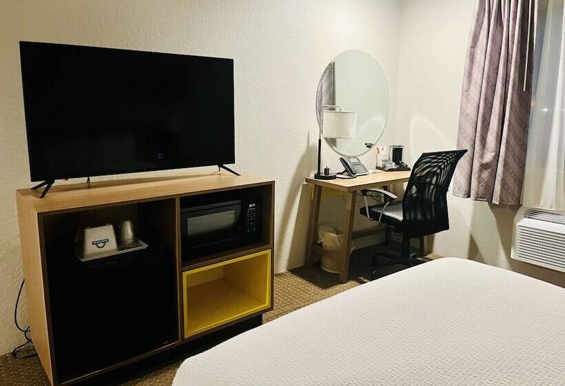 فندق Days Inn By Wyndham Wall