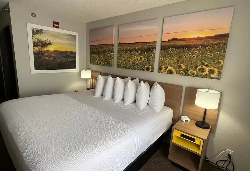 Отель Days Inn By Wyndham Wall