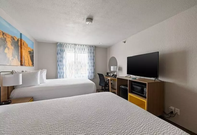 Отель Days Inn By Wyndham Wall