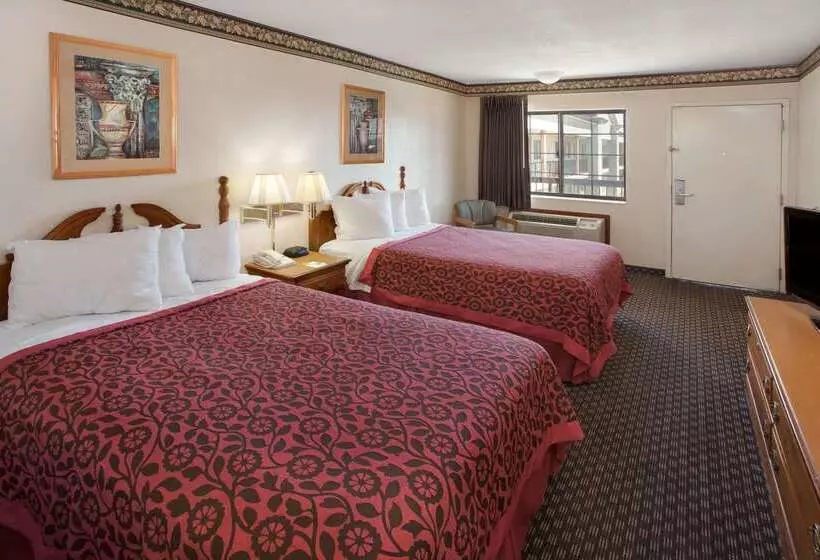 ホテル Days Inn & Suites By Wyndham Kokomo