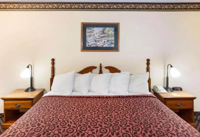 ホテル Days Inn & Suites By Wyndham Kokomo