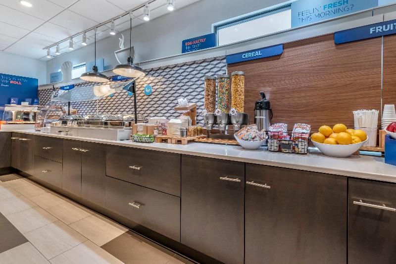 Отель Holiday Inn Express Jonestown Ft Indiantown Gap, An Ihg