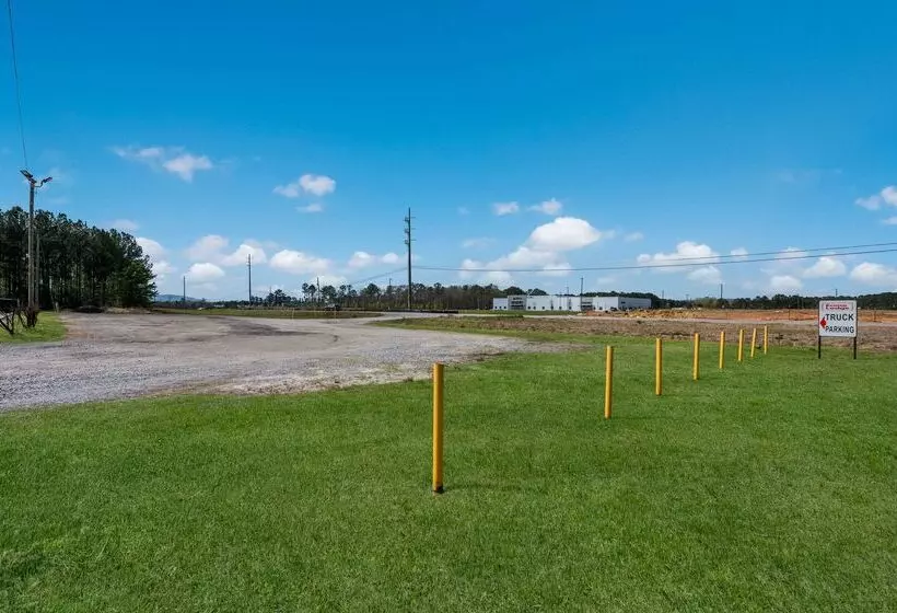 فندق Quality Inn Gadsden   Attalla