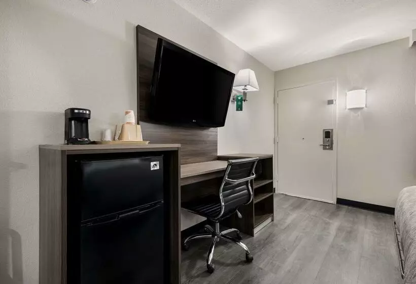 فندق Quality Inn Gadsden   Attalla