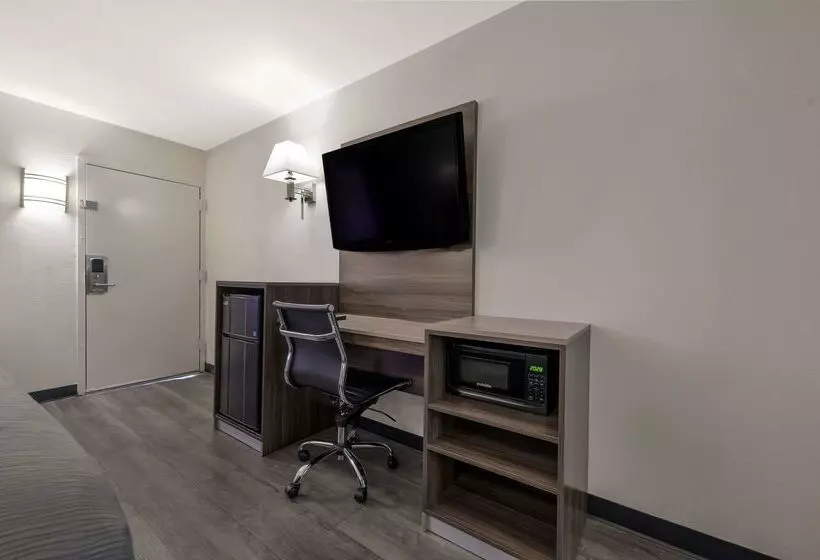 فندق Quality Inn Gadsden   Attalla