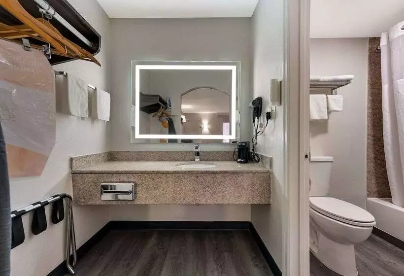 فندق Quality Inn Gadsden   Attalla