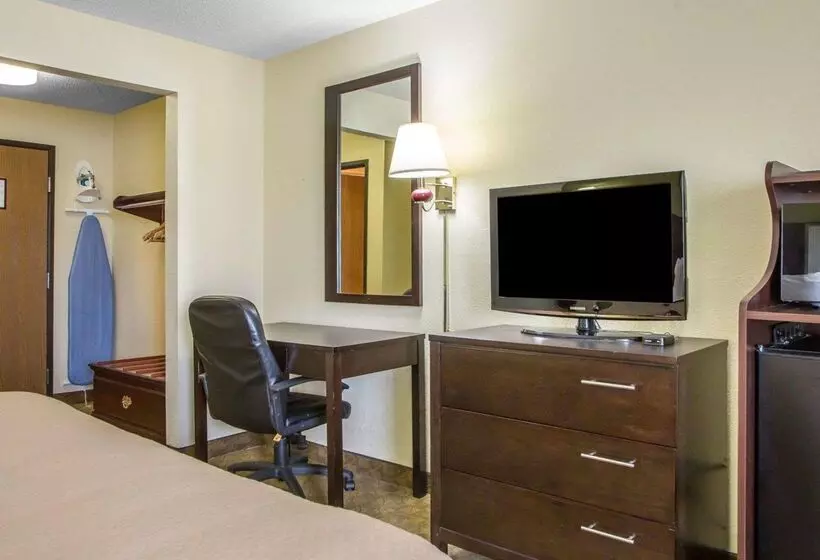 فندق Quality Inn