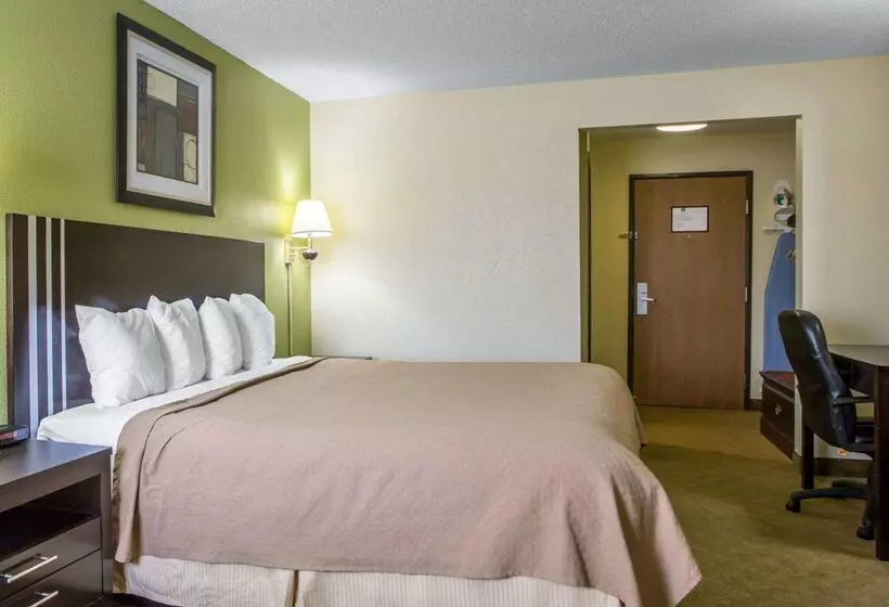 فندق Quality Inn