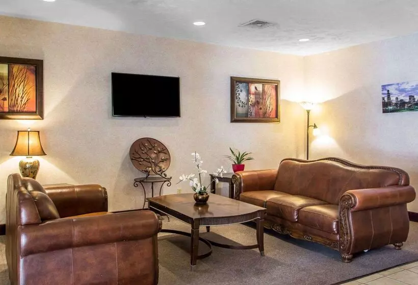 فندق Quality Inn