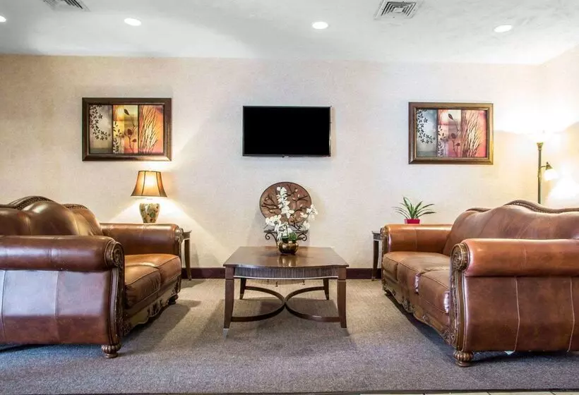 فندق Quality Inn