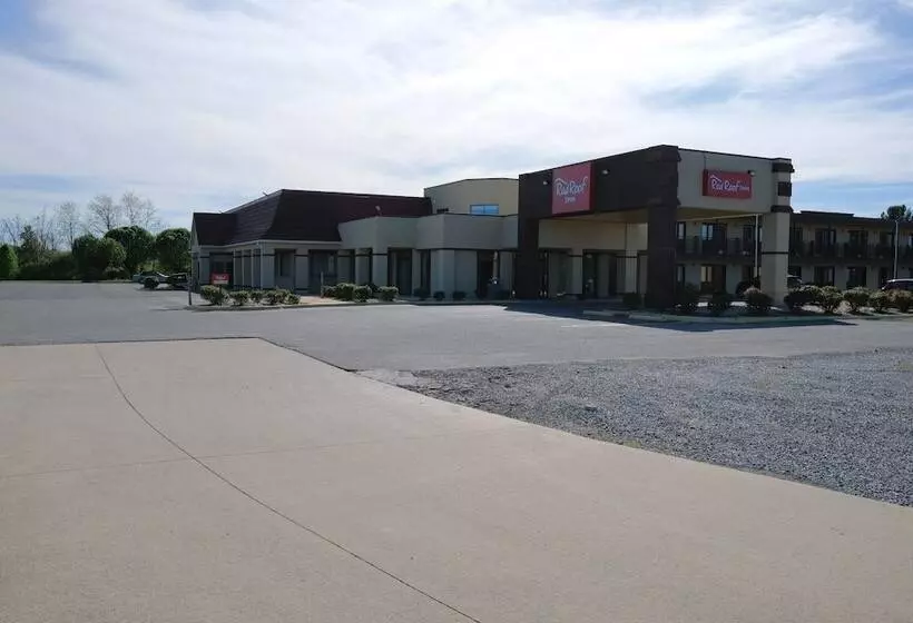 هتل Red Roof Inn Staunton