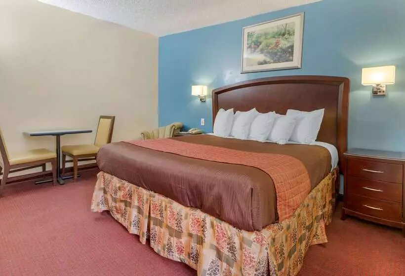 בית מלון כפרי Rodeway Inn & Suites New Paltz Hudson Valley