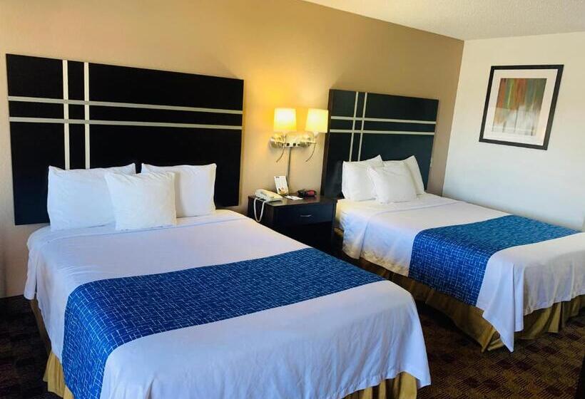 בית מלון כפרי Travelodge By Wyndham Killeen/fort Hood