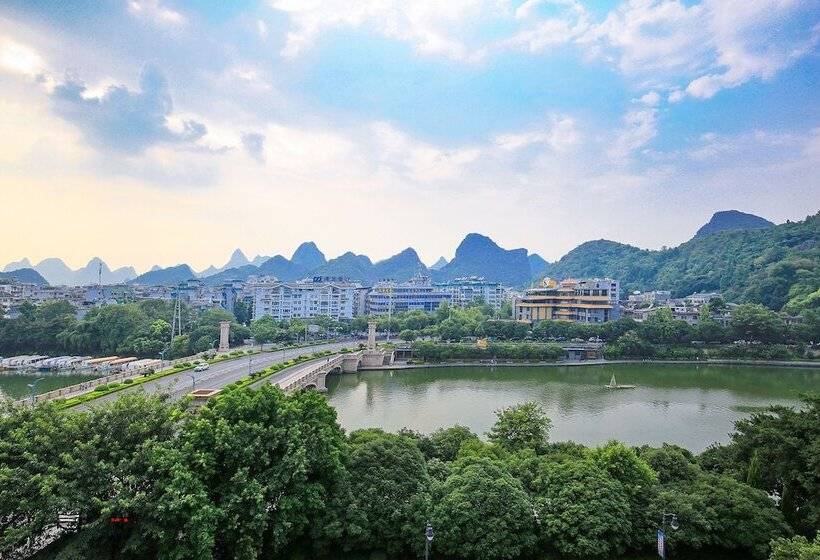 Immersing Hotel Guihu Branch