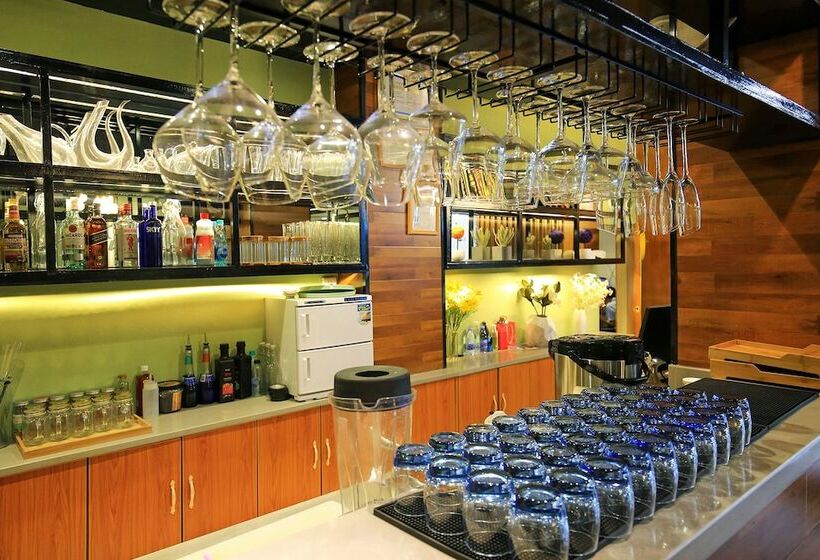 Immersing Hotel Guihu Branch