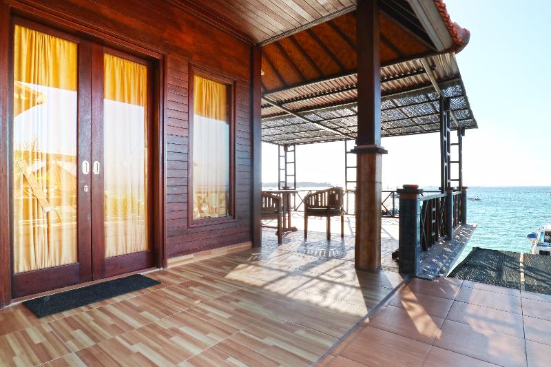 بنسيون The Beach Huts Lembongan