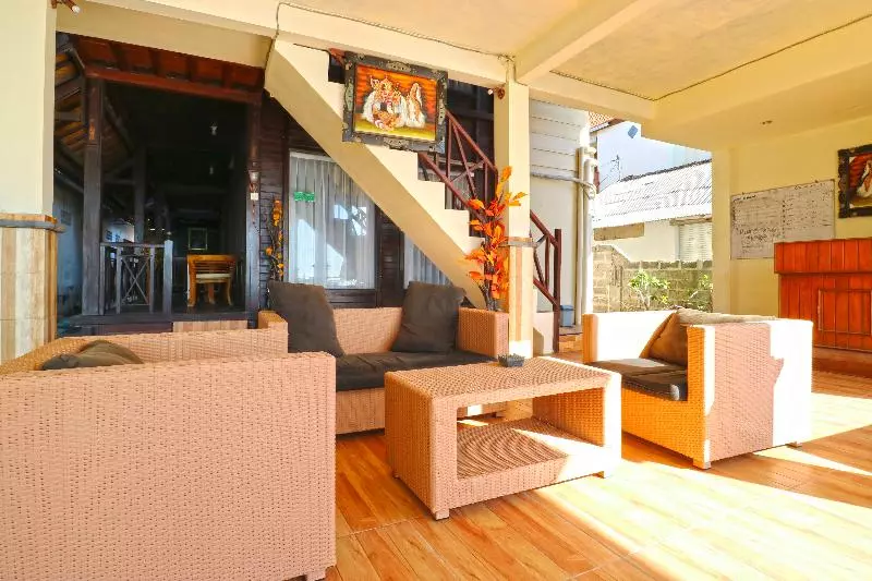 Majatalo The Beach Huts Lembongan