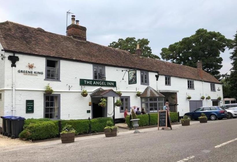 تختخواب و صبحانه The Angel Inn, Heytesbury