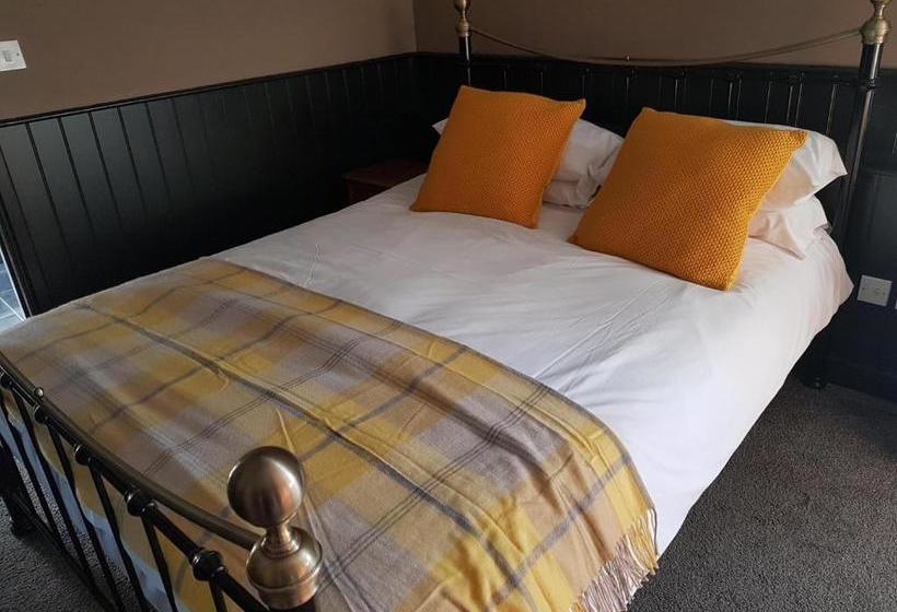 تختخواب و صبحانه The Angel Inn, Heytesbury