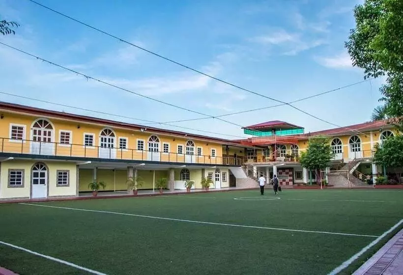 Hotelli El Sombrero De Paja