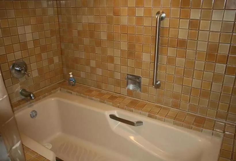 Keauhou Gardens #11 101 At Kona Coast Resort 1 Bedroom Condo By Redawning