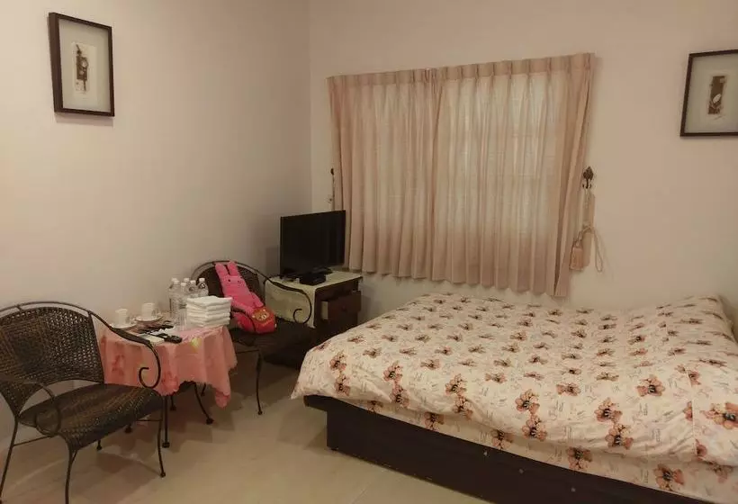پانسیون Harmony Village