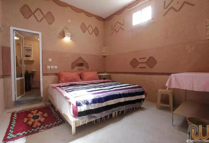 ペンション Kasbah Amgoune