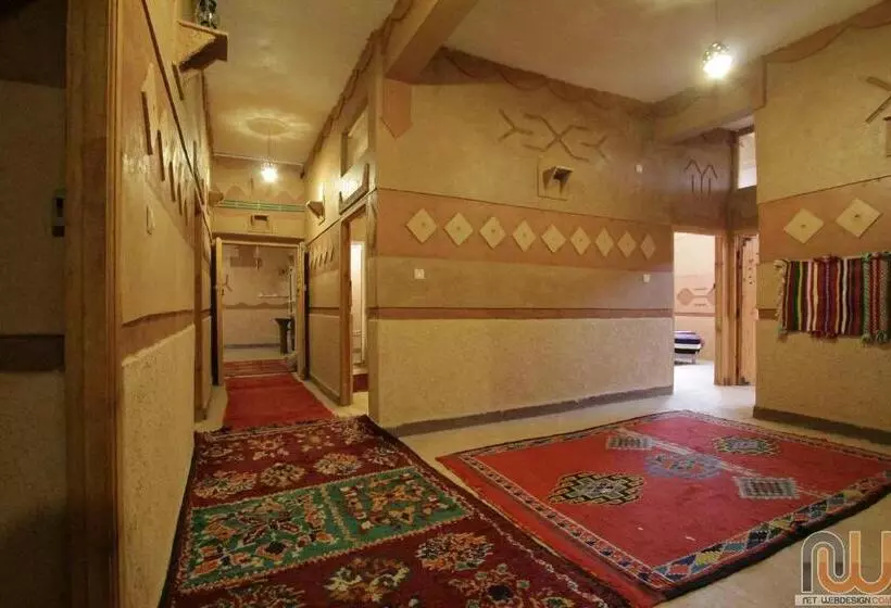 ペンション Kasbah Amgoune