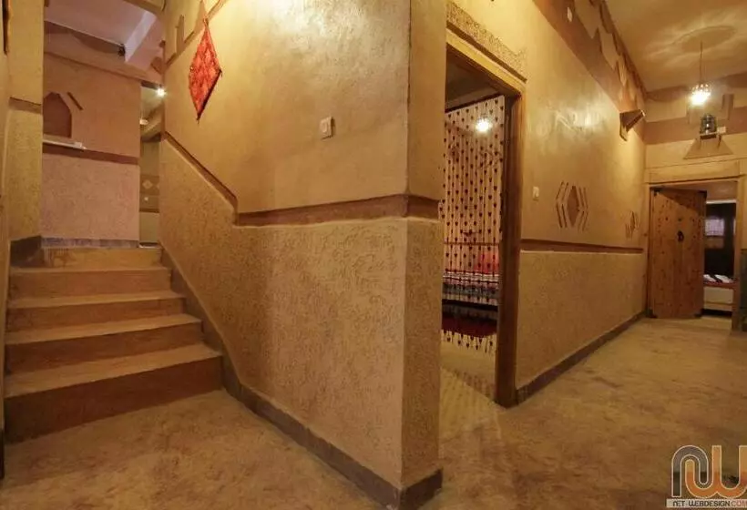 ペンション Kasbah Amgoune
