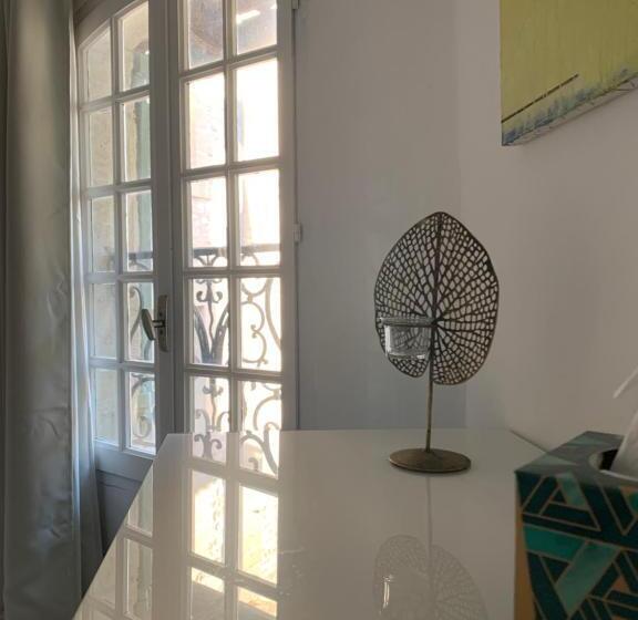 بنسيون In Situ B&b