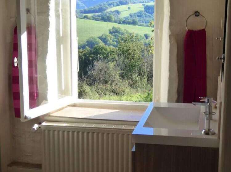 膳宿费 La Basserie