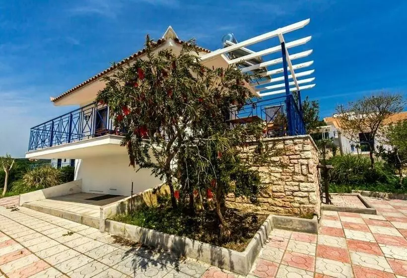 پانسیون Lontosvillage